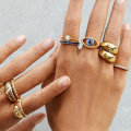 How to Find the Best Deals on Jewelry in Stores