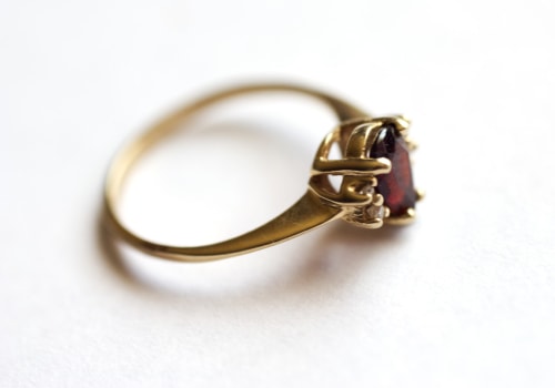 How can you tell if estate jewelry is real?
