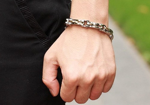 Silver Bracelets: Types, Styles, and Benefits